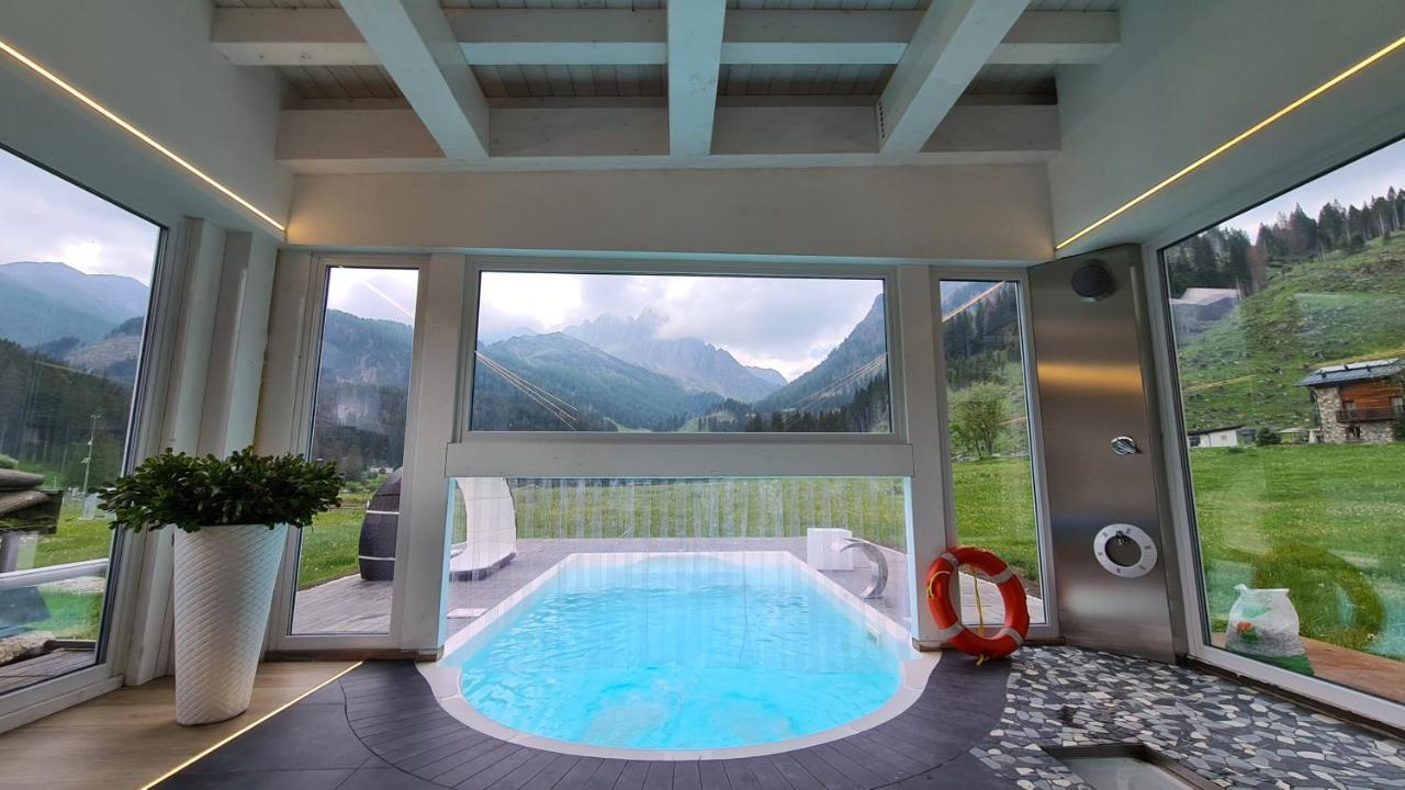 Hotel Vienna San Martino Di Castrozza Exteriör bild