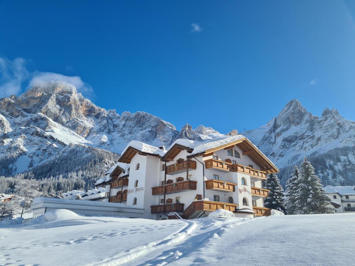 Hotel Vienna San Martino Di Castrozza Exteriör bild